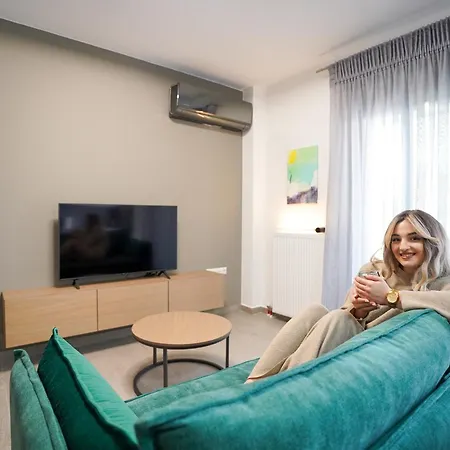 Euphoria Apartment *