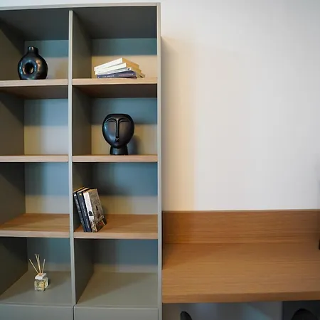 Euphoria Apartment *